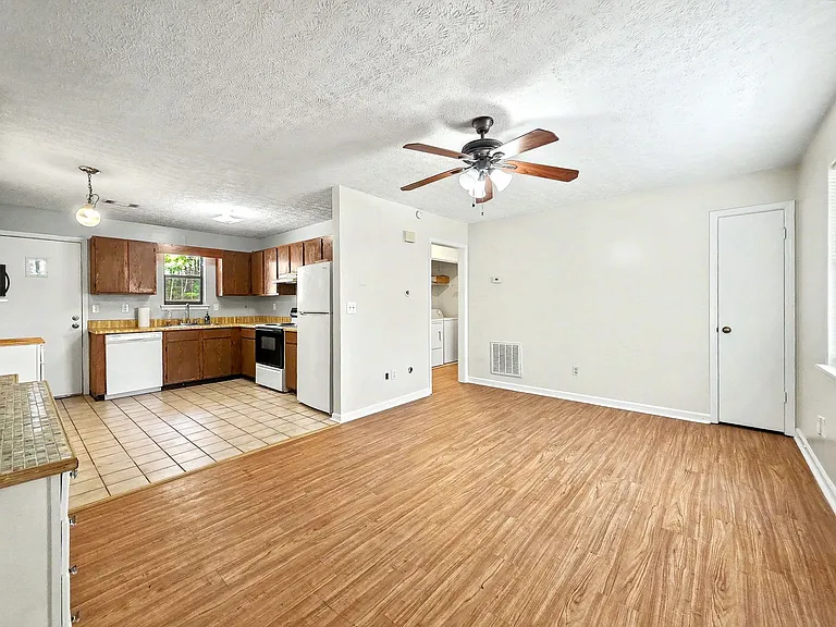 Tibbitts Drive Duplex — Photo 17