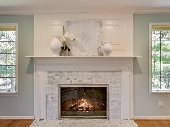 5th image of 4230 Woodlands Ln