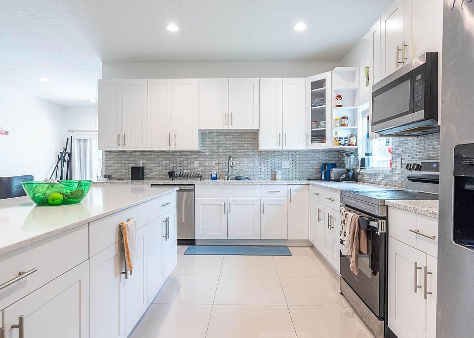 1st image of 1020 Francis Street