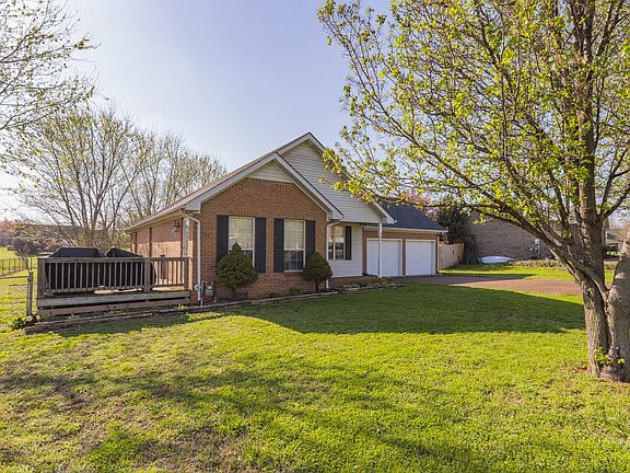 2nd image of 218 Bordeaux Ct
