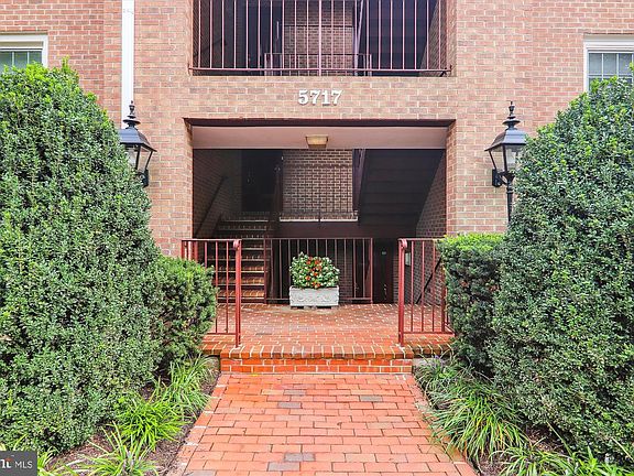 2nd image of 5717 Brewer House Cir APT 201