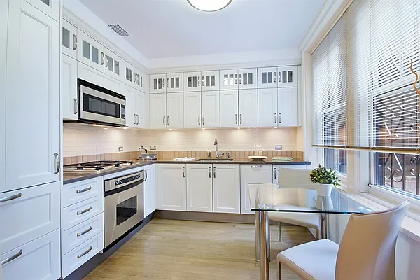 Sold by Corcoran | media 2