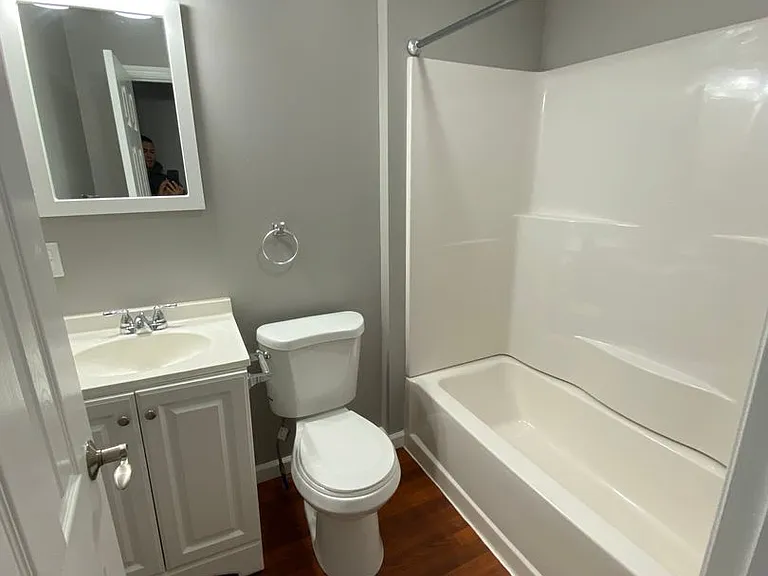 1800 Lehman St — Photo 14