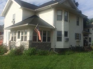 302 S Main St, Reading, MI 49274