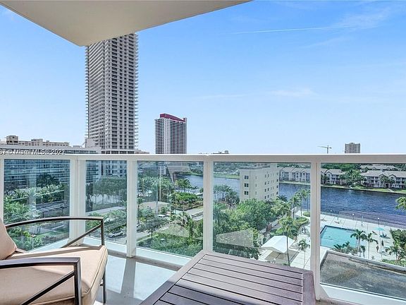 3rd image of 3800 S Ocean Dr APT 811