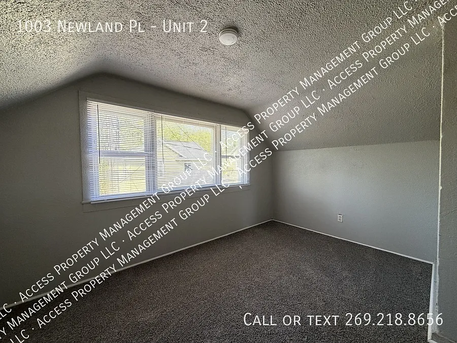 Building Photo - 1003 Newland Pl #2