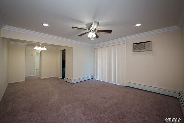 2nd image of 675 Conklin St APT 10B