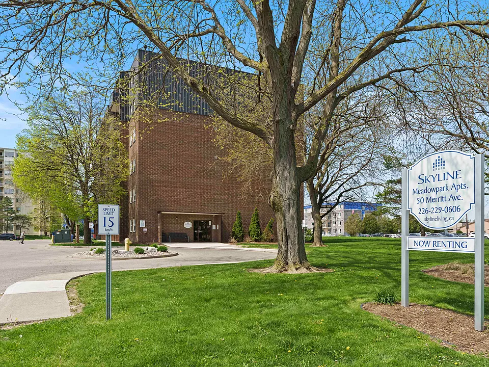 50 Merritt Ave