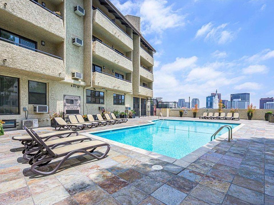 2nd image of 10982 Roebling Ave APT 107