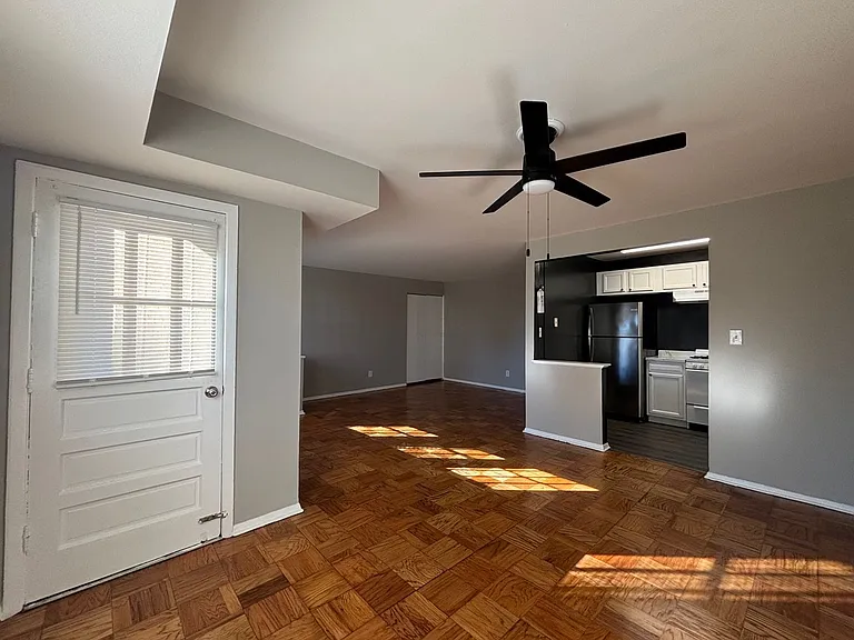 1504 Upshire Rd — Photo 11
