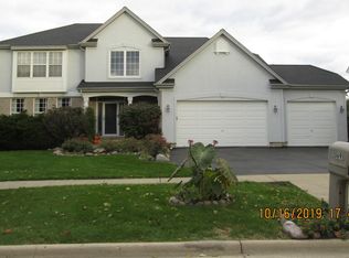 2069 Cheshire Dr, Hoffman Estates, IL 60192