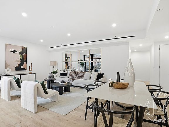 4th image of 249 E 50th St APT 7A