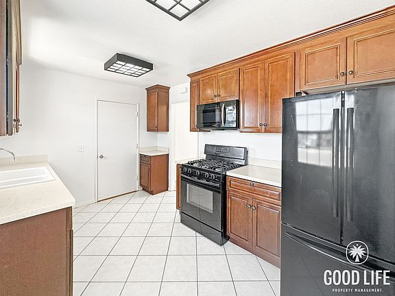 3rd image of 3401 E 7th St