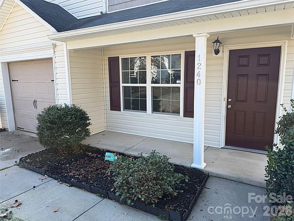 3rd image of 1240 Pinehaven Ct