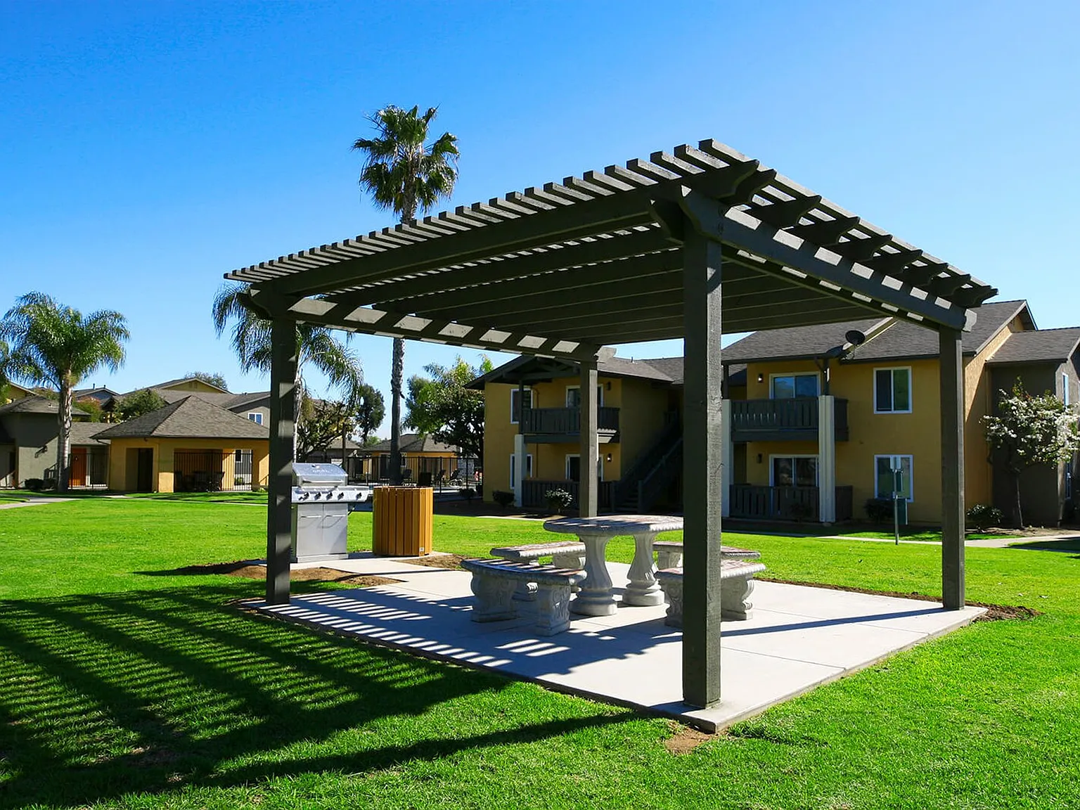Cinnamon Woods Apartments — Photo 4