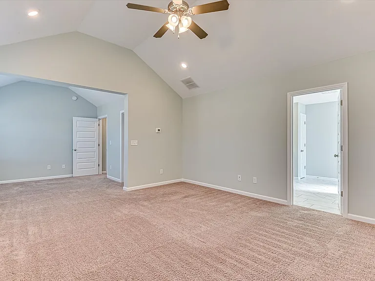 705 Navan Ln — Photo 34