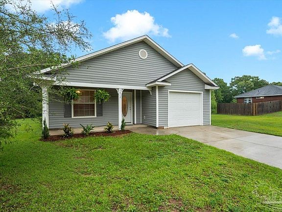 2nd image of 4812 Fairoaks Dr