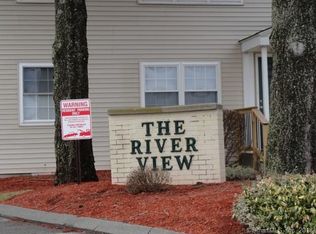 1 Bishop Ln, Groton, CT 06340