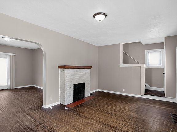 5th image of 248 Nashoba Ave