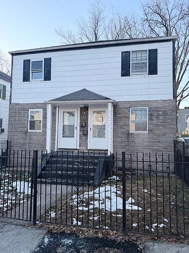 75-75 1/5 Hanford St #1 Photo 1