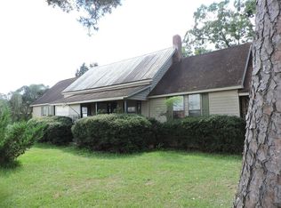 24 Pine Valley Cir, Adel, GA 31620