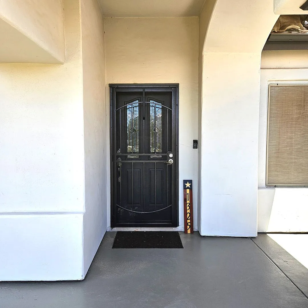 Pool home available now! — Photo 3