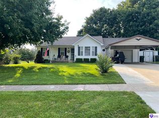 201 Scarlet Ave, Radcliff, KY 40160
