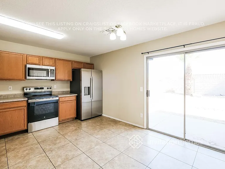 114 E Beth Dr — Photo 8