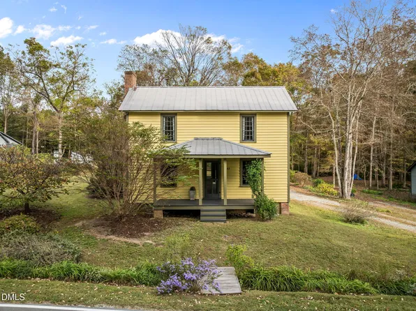 2463 Glencoe St, Burlington, NC 27217