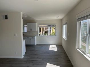 129 N Robinson St #1, Los Angeles, CA 90026