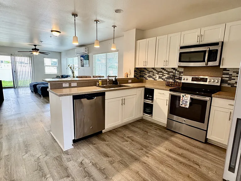 801 Kakala St #906 — Photo 13