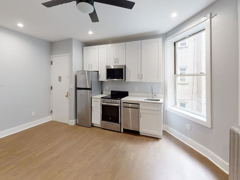 1st image of 291 Lincoln Pl #8B