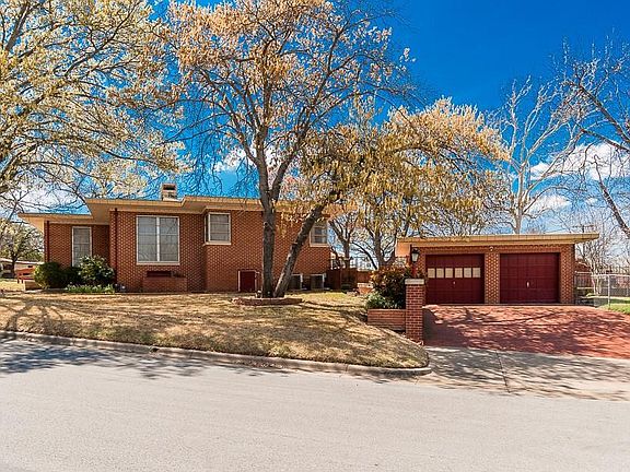4th image of 2221 Glencrest Dr