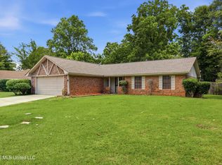 5264 Sycamore Dr, Jackson, MS 39212