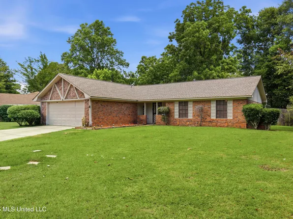 5264 Sycamore Dr, Jackson, MS 39212