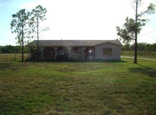 826 Horseshoe Lake Rd, Iowa Park, TX 76367