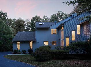 10855 Patowmack Dr, Great Falls, VA 22066