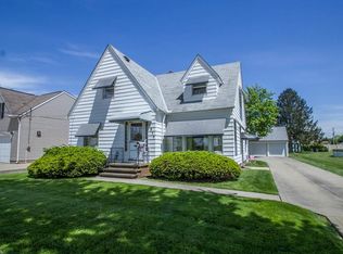 7217 York Rd, Parma, OH 44130