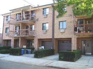 6137 168th St APT 2R, Fresh Meadows, NY 11365