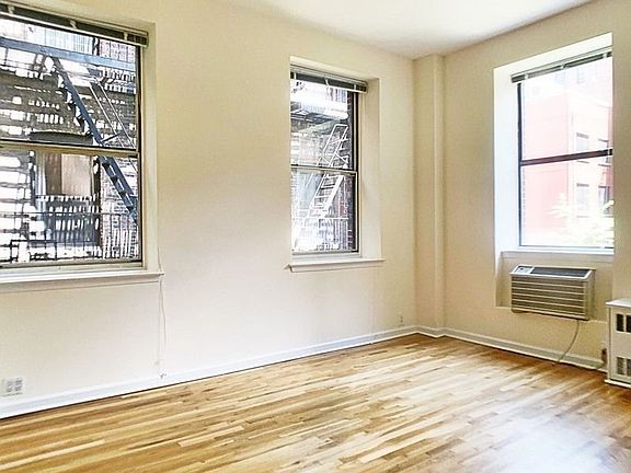 3rd image of 201 E 12th St APT 217