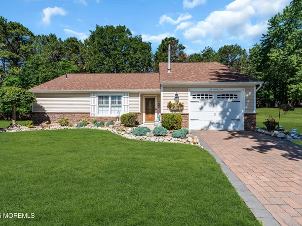 6 Surrey Court, Forked River, NJ 08731