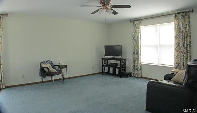 1st image of 7718 Lakefield Ct