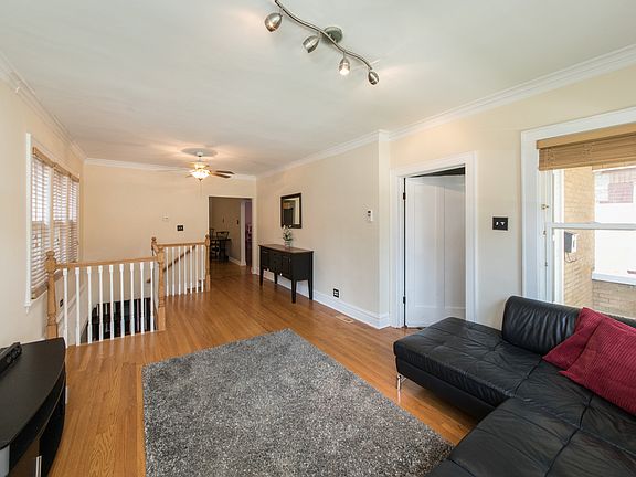 5th image of 4216 N Oriole Ave