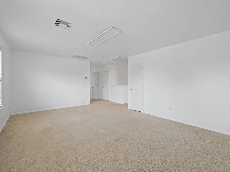 4614 Oak St — Photo 26