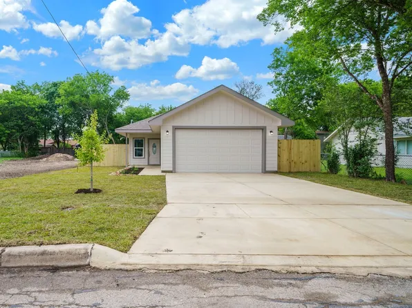 329 W WRIGHT BLVD, Universal City, TX 78148