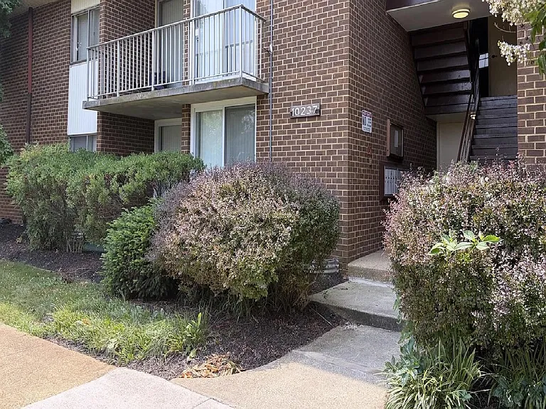 10237 Prince Pl #105 — Photo 20