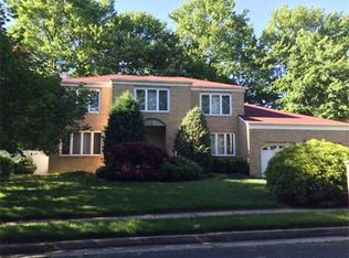 10 Martha St, Edison, NJ 08820