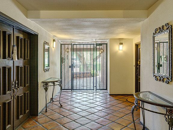 5th image of 601 E California Blvd APT 305