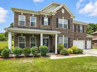 11354 Cedarvale Farm Pkwy, Midland, NC 28107