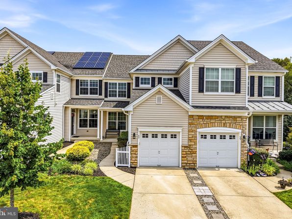 53 Overlook Dr